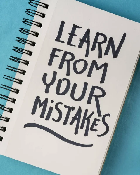 Learn Your Mistakes Reminder Handwriting Spiral Sketchbook Learning Determination Perseverance — Stock Photo, Image