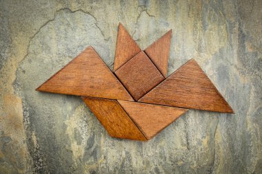 Tangram bat Özet