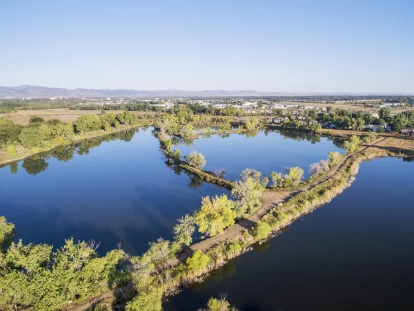 Aerial view of lake natural area — Stock Photo, Image