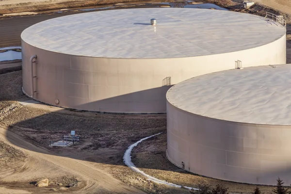 Runde Wassertanks — Stockfoto