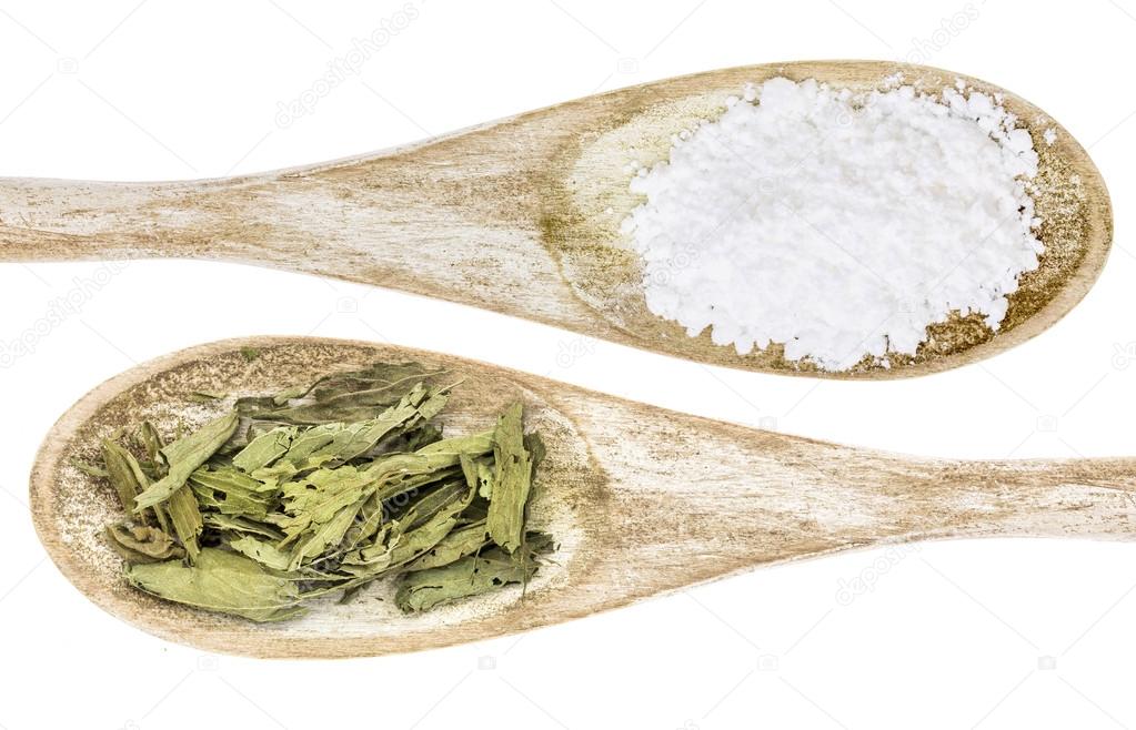 stevia leaf and white cane sugar