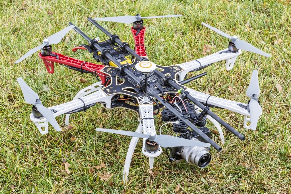 Hexacopter drone with camera – Stock Editorial Photo © PixelsAway #67885071