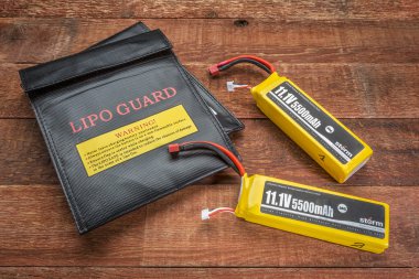 Lipo batterires koruyucu çanta şarj ile