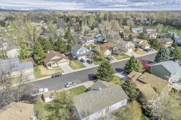 Vista aérea de la calle redintial en Fort Collins, Colorado — Foto de Stock