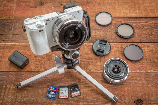 Mirrorless digitální fotoaparát Sony A6000 — Stock fotografie