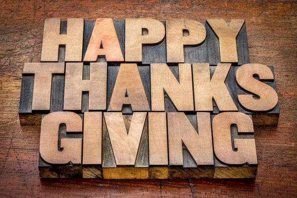 Happy Thanksgiving in wood type — Stock Photo, Image