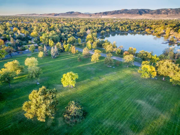 Park i höstfärger - Flygfoto — Stockfoto