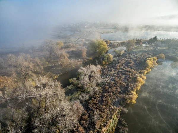 霧 11 月日の出北コロラド州 — ストック写真