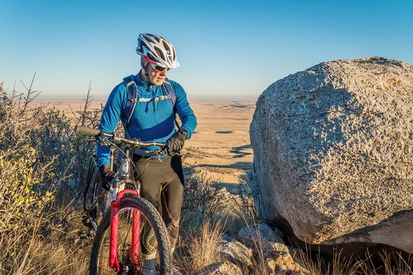 Mountain biking in Colorado foothills — Stock Photo, Image