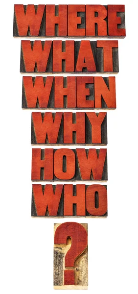 Questions abstract in wood type — Stock Photo, Image