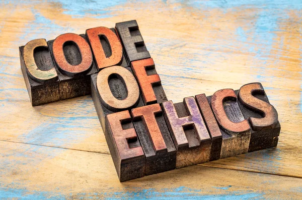 Código de ética bannert en madera tipo —  Fotos de Stock