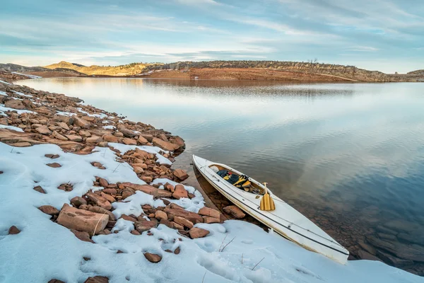 Kanufahren im Winter — Stockfoto