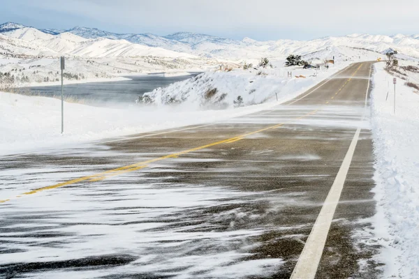 Snön blåser vinden i Colorado — Stockfoto