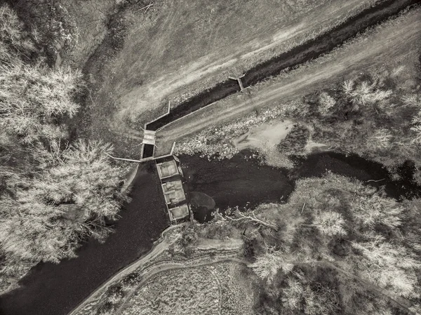 Presa de desvío del río - vista aérea — Foto de Stock