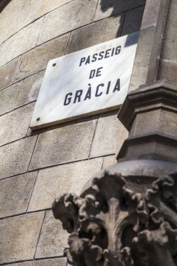Paseo de Gracia Caddesi, lüks sokakta Barselona 
