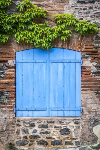 Detalle de la arquitectura en Colliure en el sur de Francia — Foto de Stock