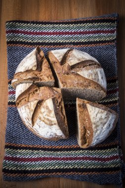 Organik ev yapımı ekmek