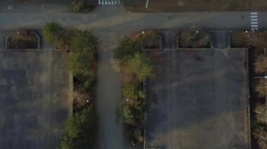 1965 yılından itibaren ünlü Bauhaus mimarı Egon Eiermann tarafından planlanan ve 2009 yılına kadar ofis alanı olarak kullanılan Stuttgart 'taki ünlü Eiermann Kampüsü' nün hava detayları. O zamandan beri öyle.