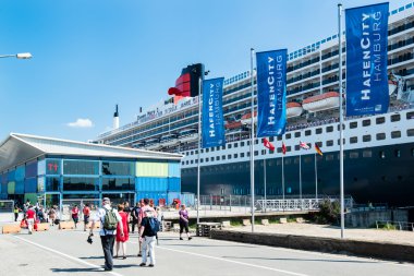 queen Mary 2 - Hamburg lüks yolcu gemisi