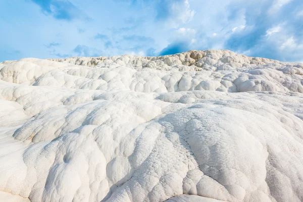 Travertine rocks in Pamukkale, Turkey — Stock Photo, Image