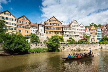 Tubingen aka Tuebingen, Almanya waterfront önünde geleneksel kumar oynamak