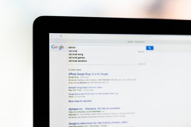 Alfabe için Google arama 