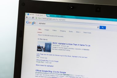 Bmw ile olası bir sorunu gösterilen alfabe için Google arama