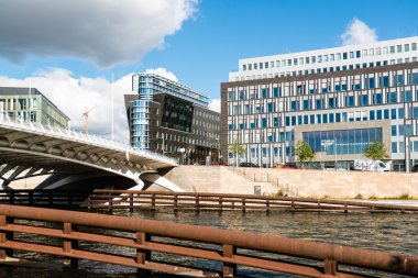 Berlin Bundespressekonferenz Kuyu yapımı.