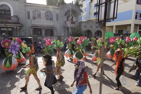 Buglasan Festival 2014 Cultural Dance Parade — Photo