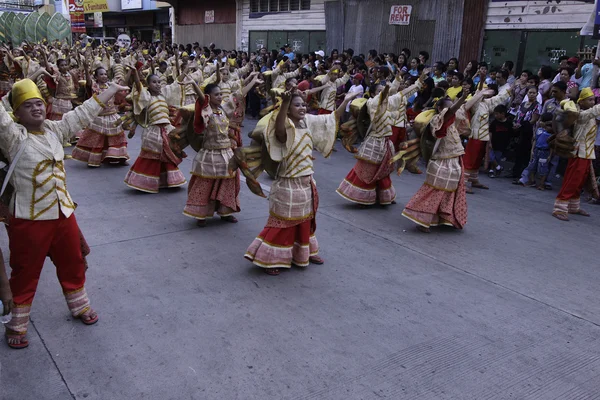 Buglasan Festival 2014 Cultural Dance Parade — Stock Photo, Image