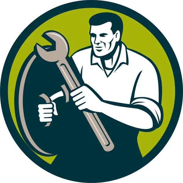 Ретро-кружок Mechanic Brandishing Wrench — стоковый вектор