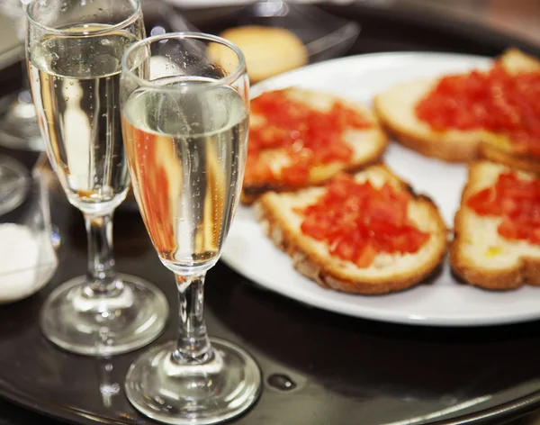 Appetizers and spumante — Stock Photo, Image