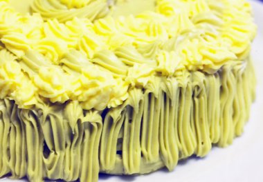 Krem fıstıklı kek 