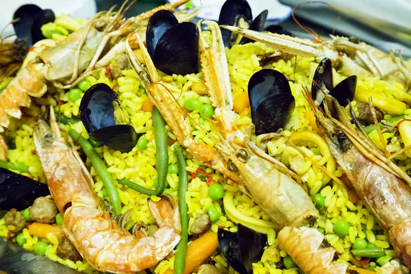Paella mit Meeresfrüchten — Stockfoto