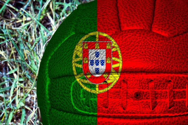 Bandera de Portugal sobre fútbol vintage — Foto de Stock