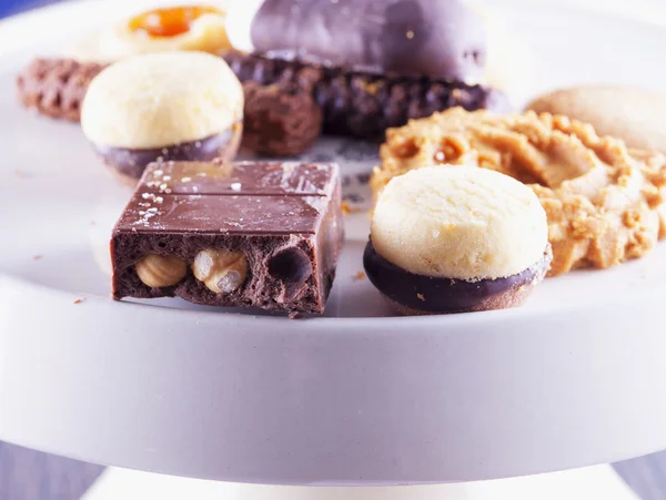Chocolade en koekjes — Stockfoto