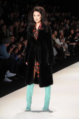 Goga Nikabadze koleksiyonu Sonbahar/kış 2016 (Gürcistan))