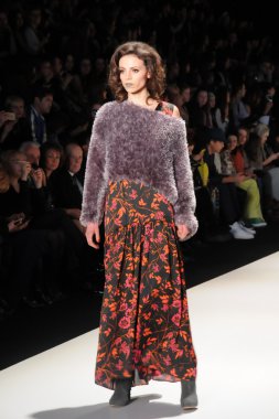 Goga Nikabadze koleksiyonu Sonbahar/kış 2016 (Gürcistan))