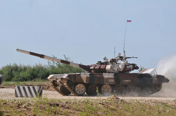 Tank Biathlon\Army Oyunlar Uluslararası 2015 — Stok fotoğraf