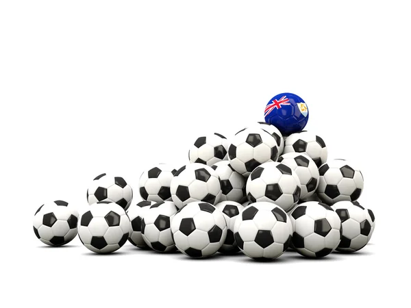 Σωρό από μπάλες ποδοσφαίρου με σημαία της Ανγκουίλας — Φωτογραφία Αρχείου