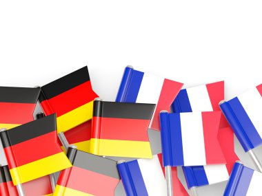 Almanya ve Fransa bayrakları üzerinde beyaz izole