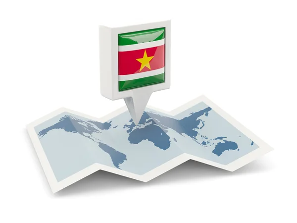 Pino quadrado com bandeira de suriname no mapa — Fotografia de Stock