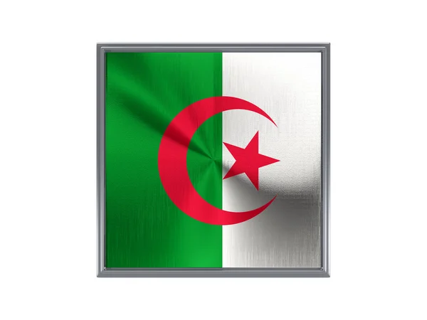 Kwadratowy metalowy przycisk z flaga Algierii — Zdjęcie stockowe