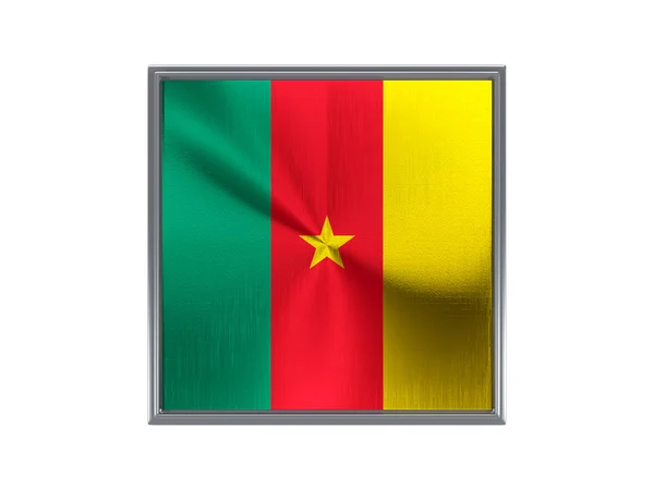 Square metal button with flag of cameroon — Stock Photo, Image