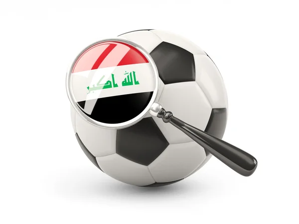Fútbol con bandera ampliada de iraq — Foto de Stock