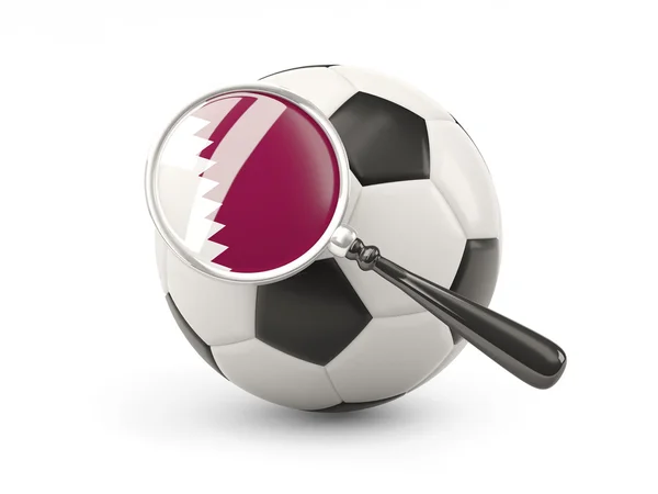 Calcio con bandiera ingrandita di qatar — Foto Stock