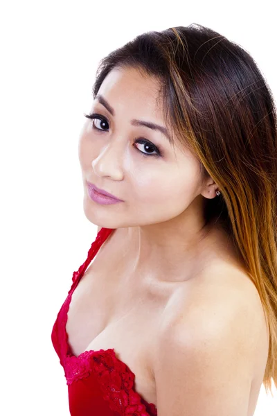 Asiática americana mujer roja superior mostrando escote — Foto de Stock