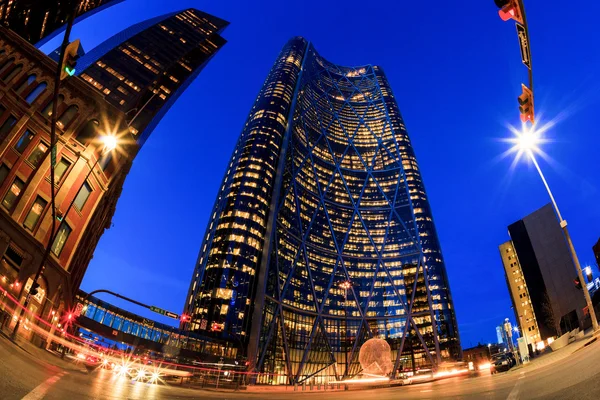 Torre de arco - Arquitetura moderna — Fotografia de Stock