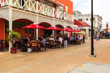 Renkli Hatıra Eşyası, Cozumel içinde bulunan kafeler. Meksika