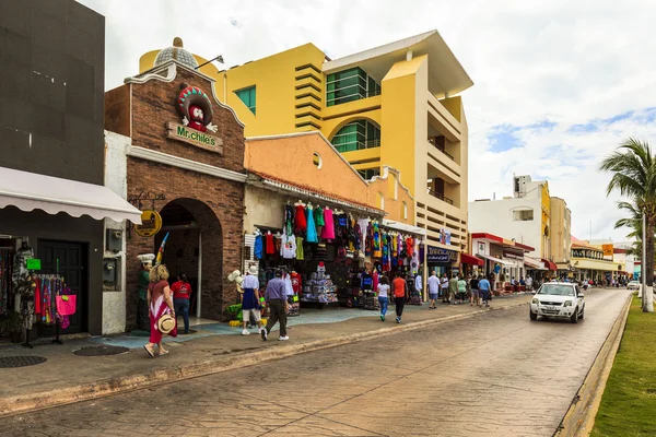 Souvenirs colorés, cafés situés à Cozumel. Mexique — Photo